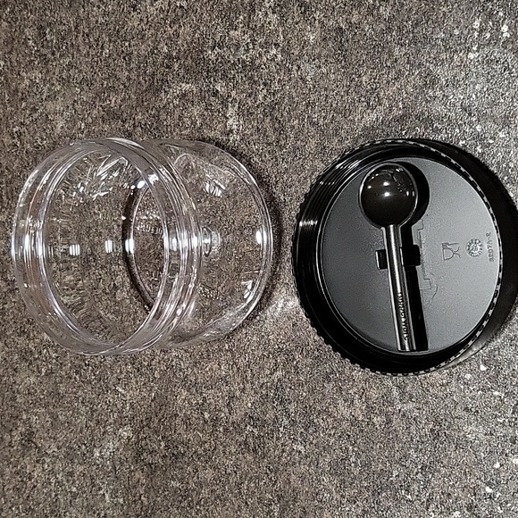 Counterscaping Dry Container - Picture 2 of 4